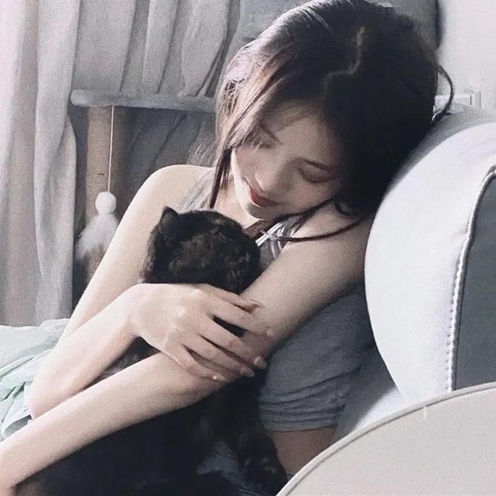 女心理师之心迷水影
